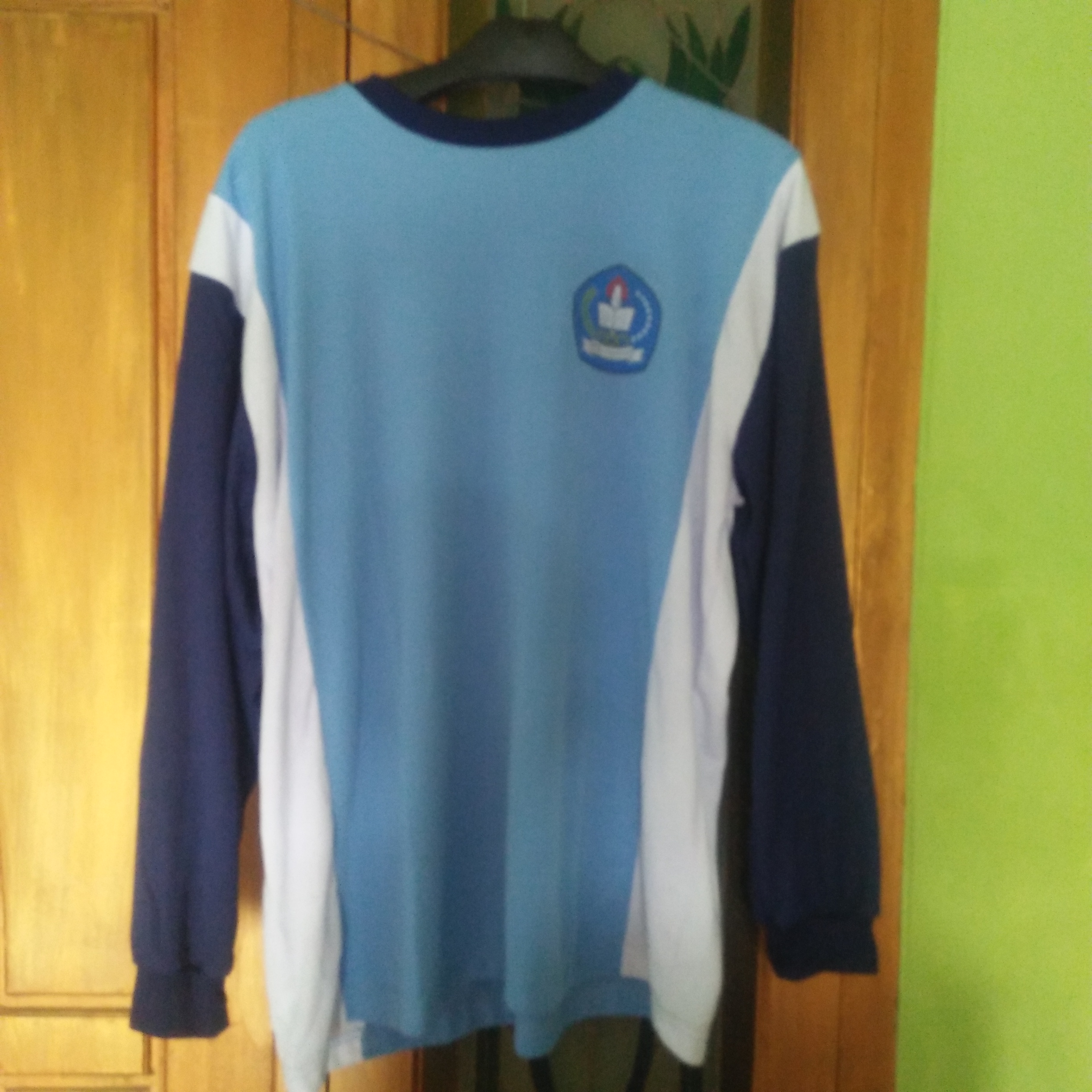 Seragam Sekolah