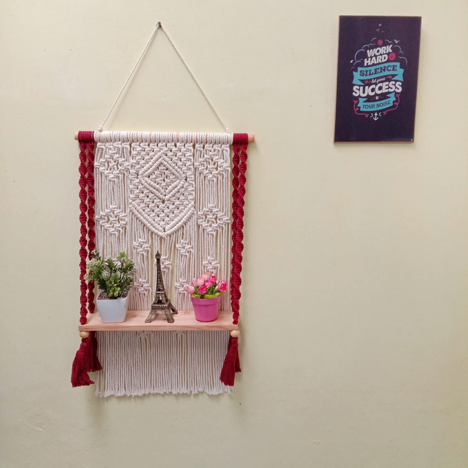 Ing Suji Macrame Shelf (Rak Ambalan)